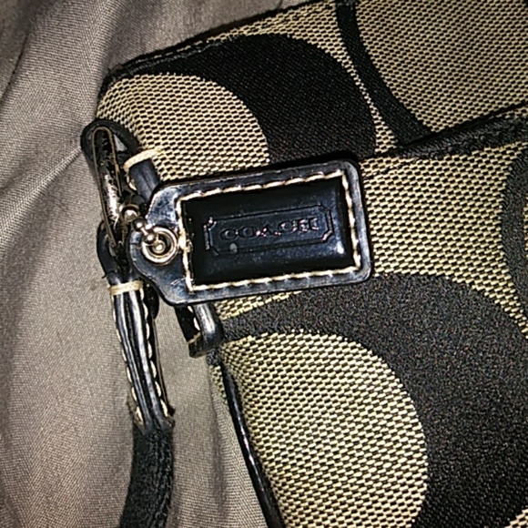 Coach purse - Picture 2 of 3